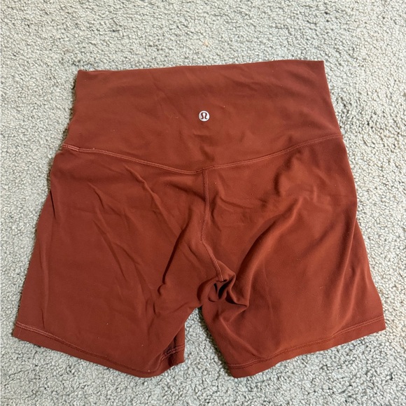 Lululemon High Rise Short 4” - Picture 2 of 3